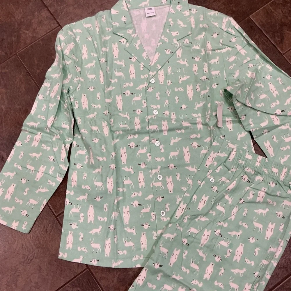 🔥Get 4 items-$30🔥 Men’s light Green Pajamas with animal Print - Picture 3 of 4